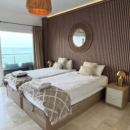 Amazing Frontline Sea Views Studio Apartment Castillo Del Vigia 토레몰리노스 외부 사진