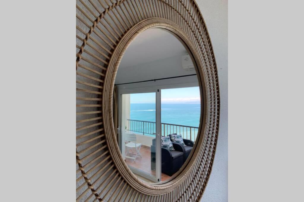 Amazing Frontline Sea Views Studio Apartment Castillo Del Vigia 토레몰리노스 외부 사진