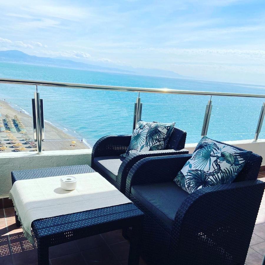 Amazing Frontline Sea Views Studio Apartment Castillo Del Vigia 토레몰리노스 외부 사진