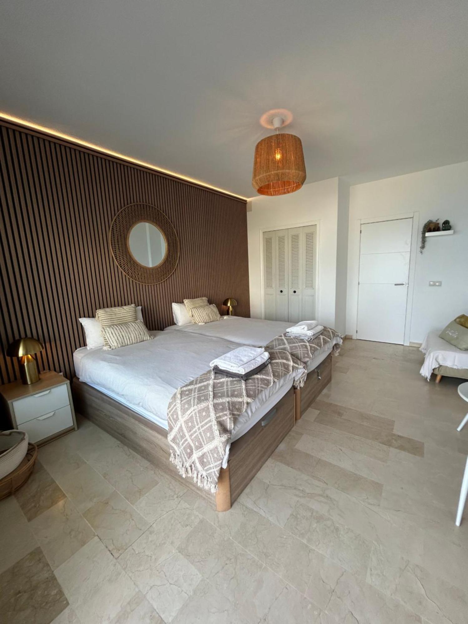 Amazing Frontline Sea Views Studio Apartment Castillo Del Vigia 토레몰리노스 외부 사진
